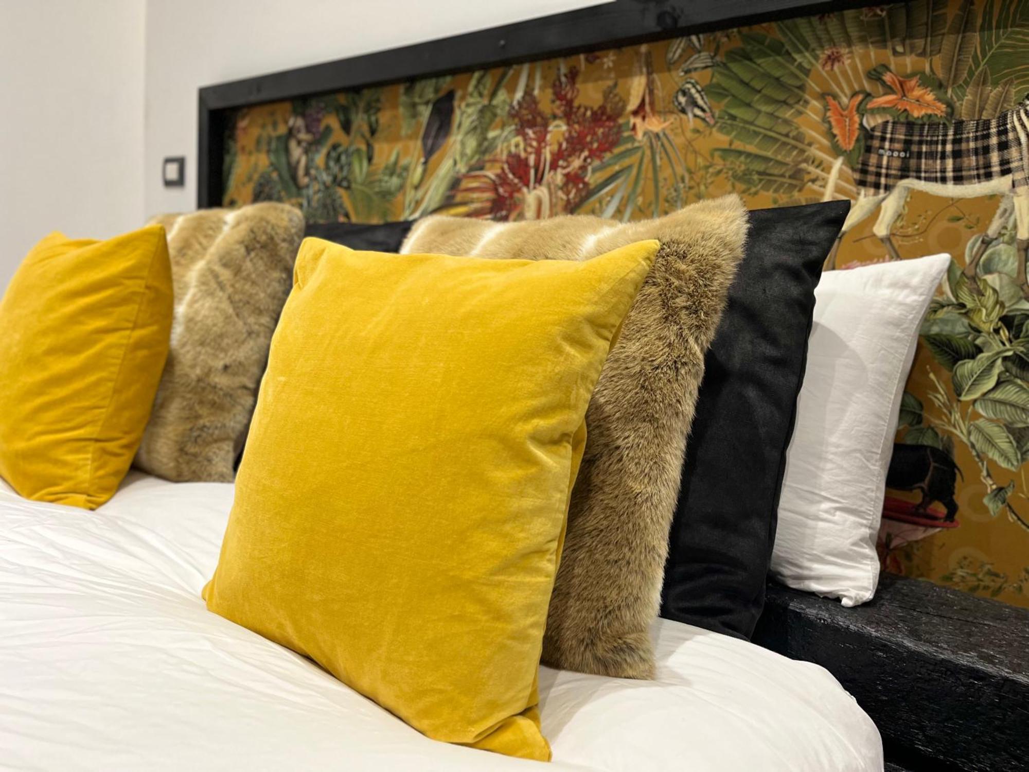 Bed and Breakfast White Castle - Charleroi Airport Экстерьер фото