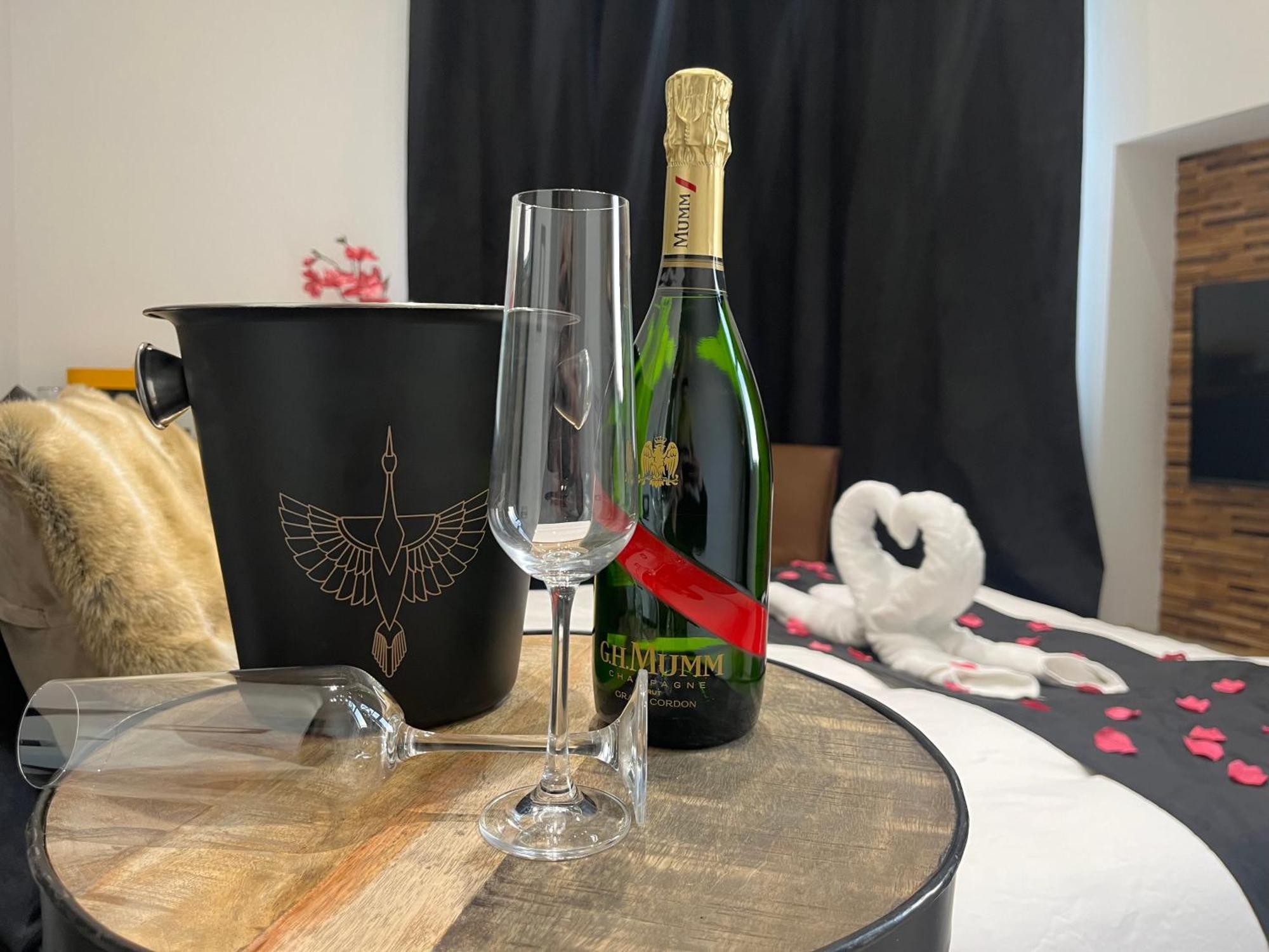 Bed and Breakfast White Castle - Charleroi Airport Экстерьер фото